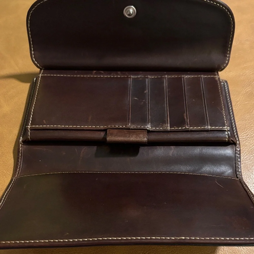 Dooney & Bourke Black Leather Wallet with Gold Accent